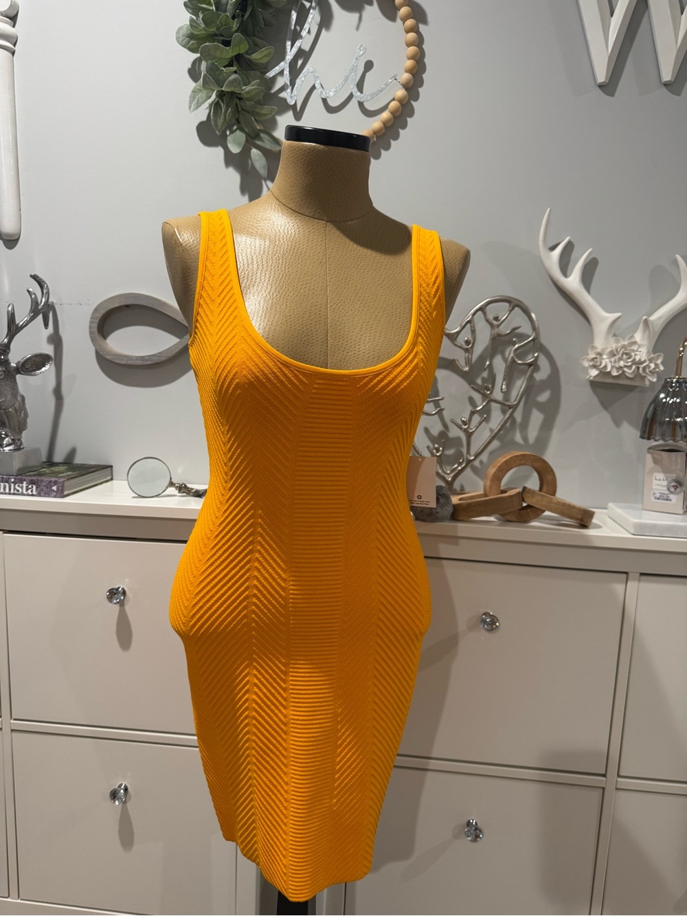 Herve allege Sleeveless Yellow Bodycon Dress